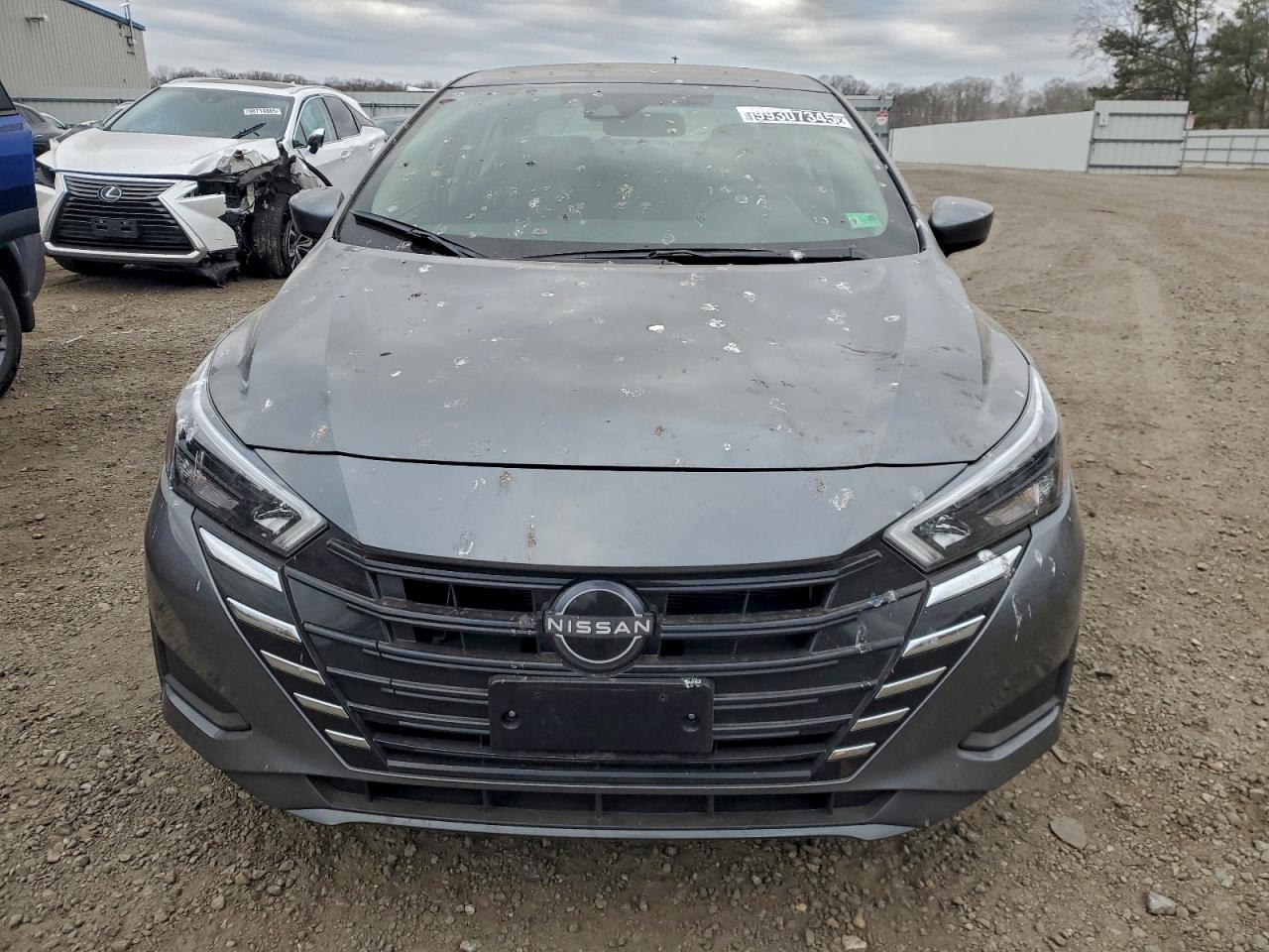 Nissan Versa Sv Image 7