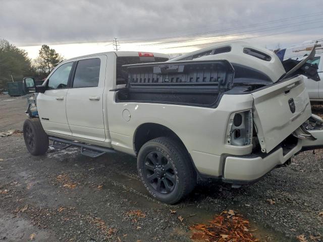 Ram 3500 Laramie Image 2