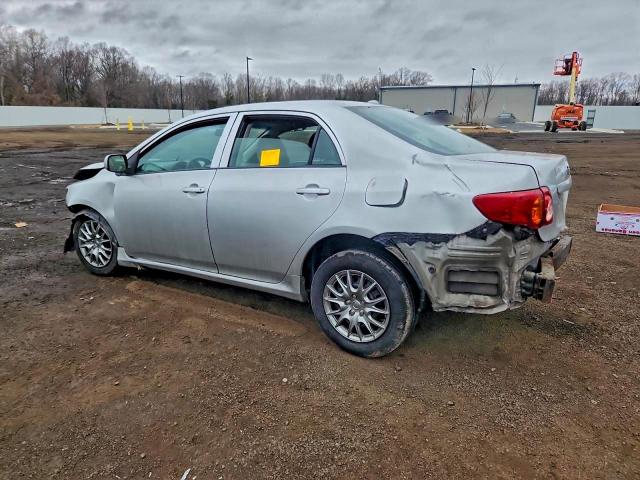 Toyota Corolla Base Image 4