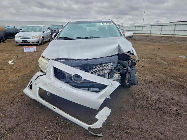 Toyota Corolla Base Image 3