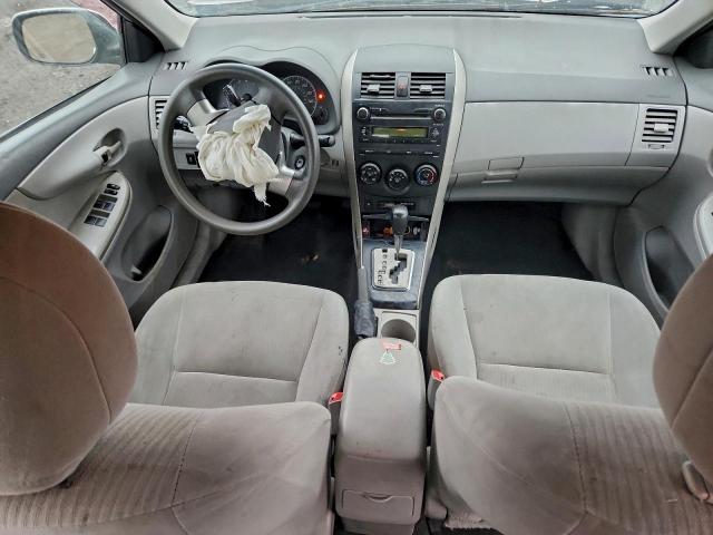 Toyota Corolla Base Image 5