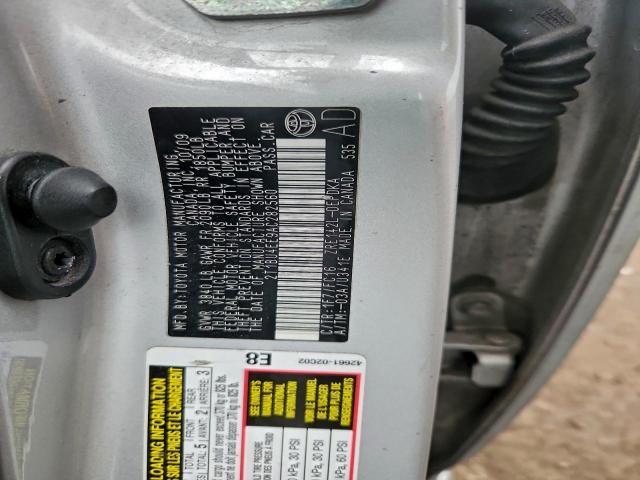 Toyota Corolla Base Image 10