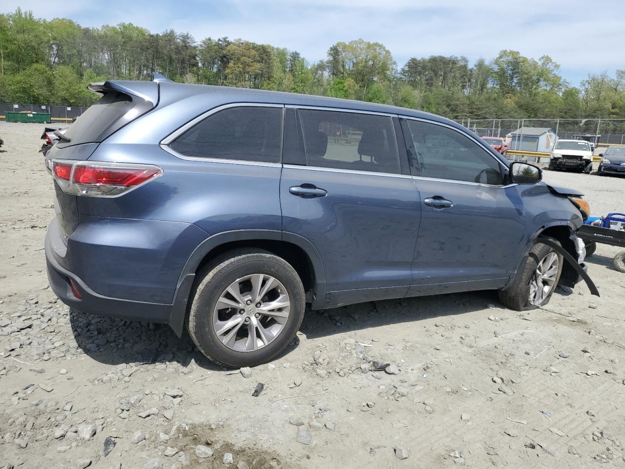 Toyota Highlander Le Image 13