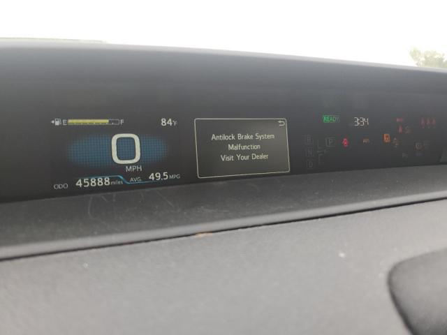 Toyota Prius Le Image 8