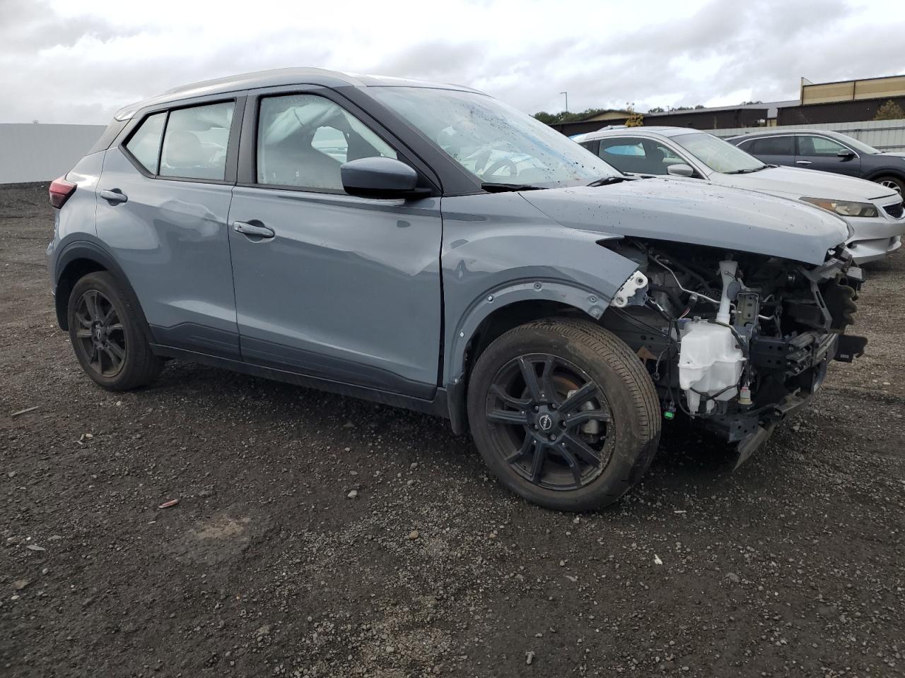 Nissan Kicks Sv Image 10