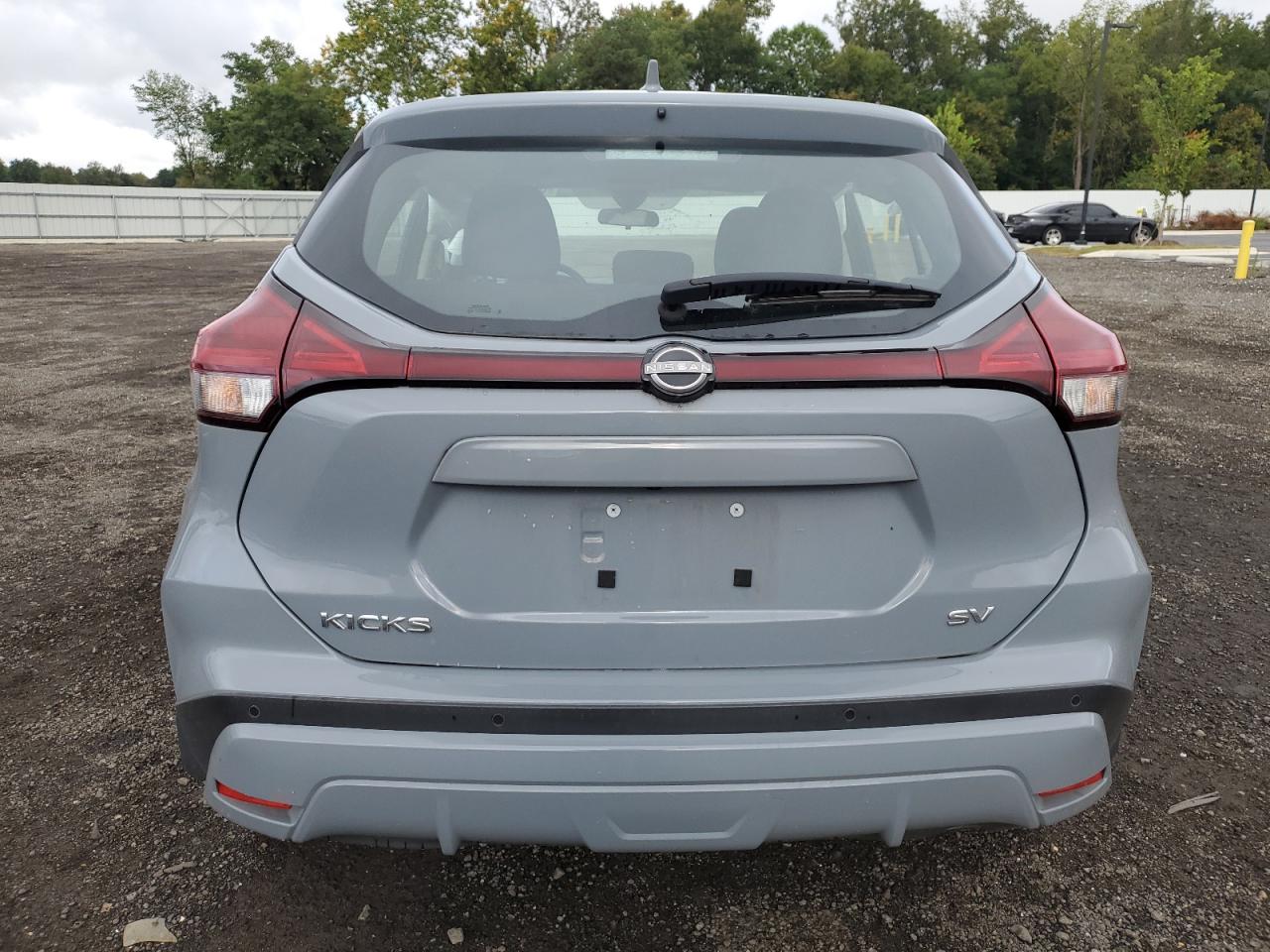 Nissan Kicks Sv Image 14