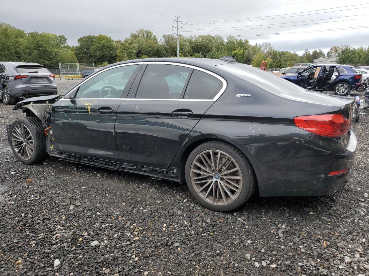 BMW 5 Series Image 2