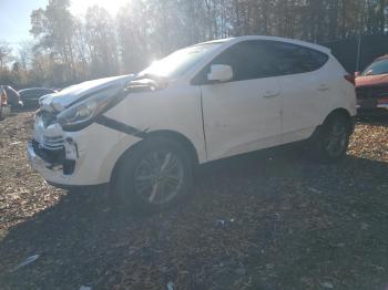  Salvage Hyundai TUCSON