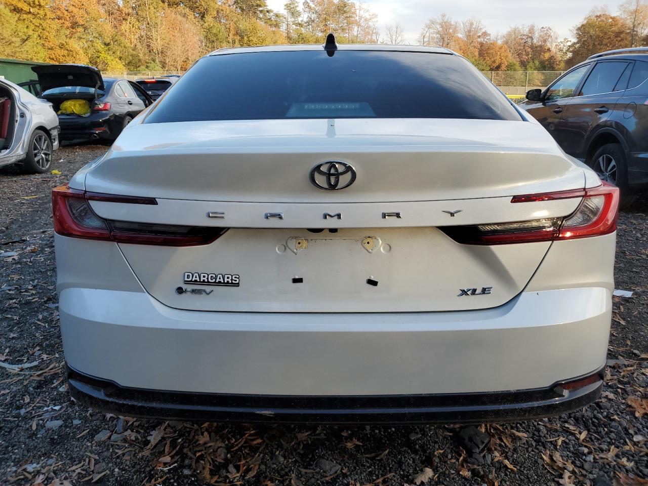 Toyota Camry Xse Image 3