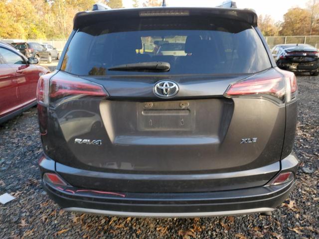 Toyota RAV4 Xle Image 13