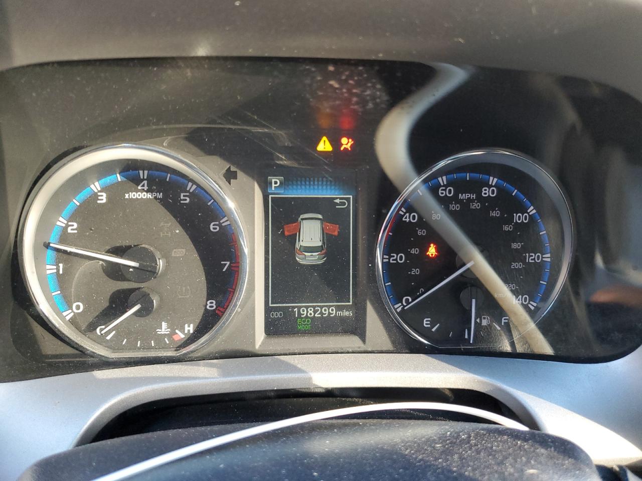 Toyota RAV4 Xle Image 3