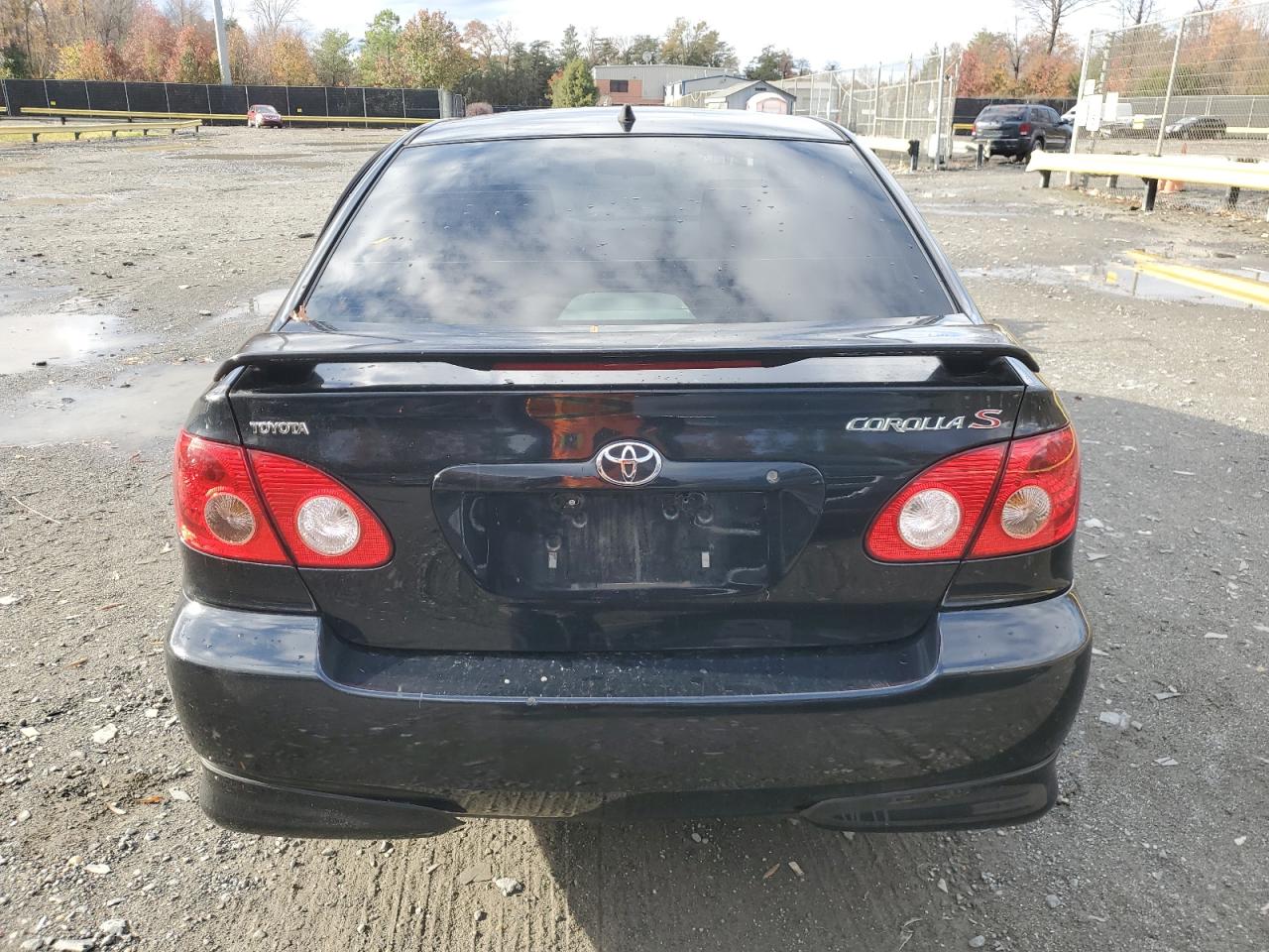 Toyota Corolla Ce Image 2