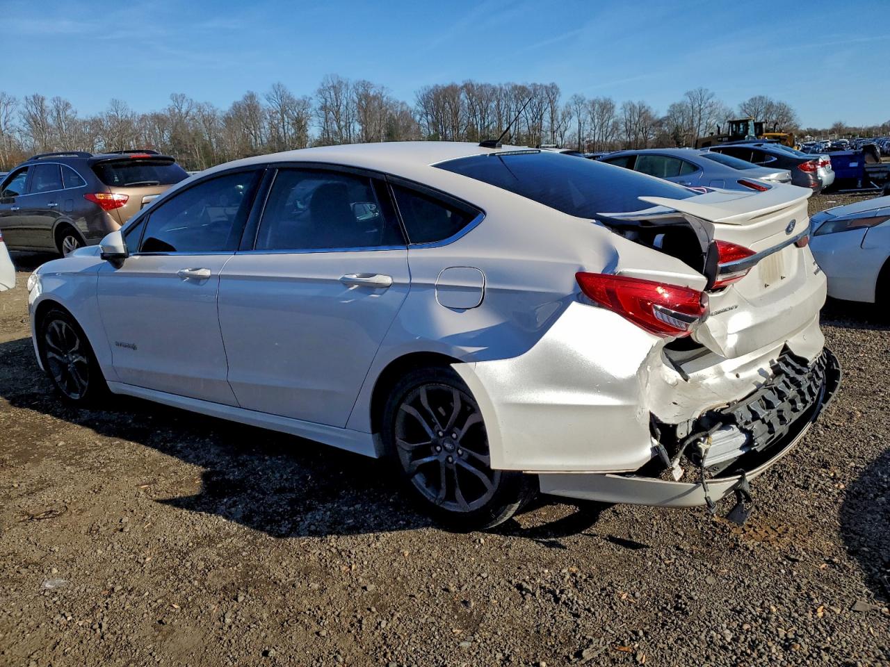 Ford Fusion Se Hybrid Image 2