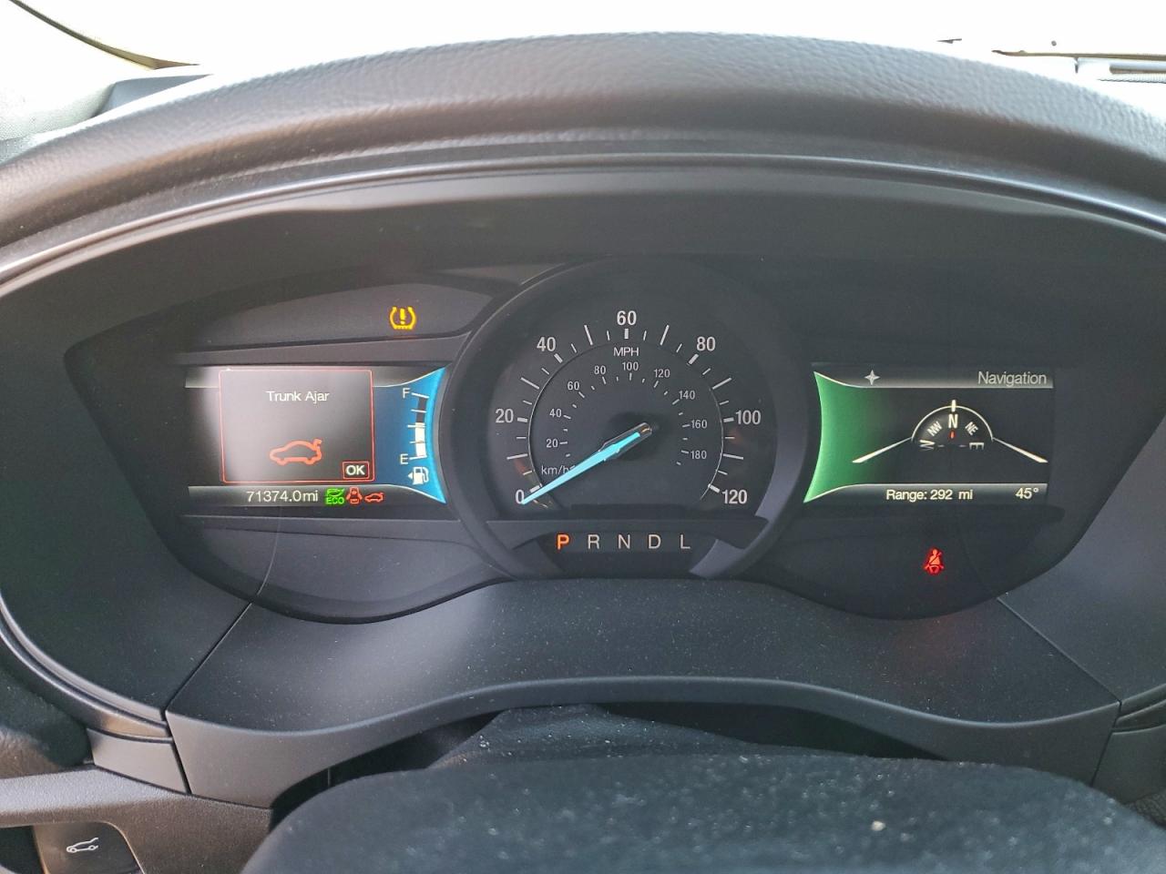 Ford Fusion Se Hybrid Image 3