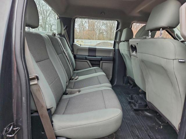 Ford F-150 Supercrew Image 4