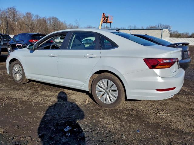 Volkswagen Jetta S Image 3