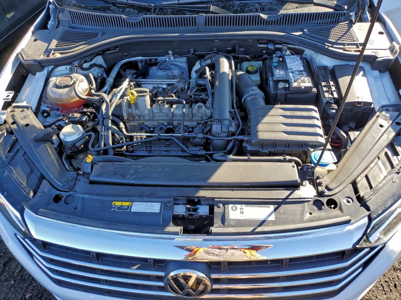 Volkswagen Jetta S Image 2