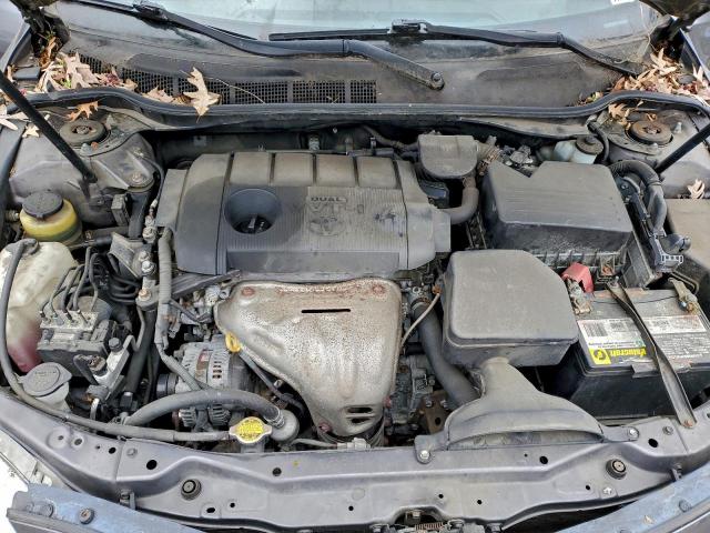 Toyota Camry Base Image 11