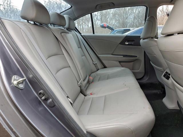 Honda Accord Touring Image 11