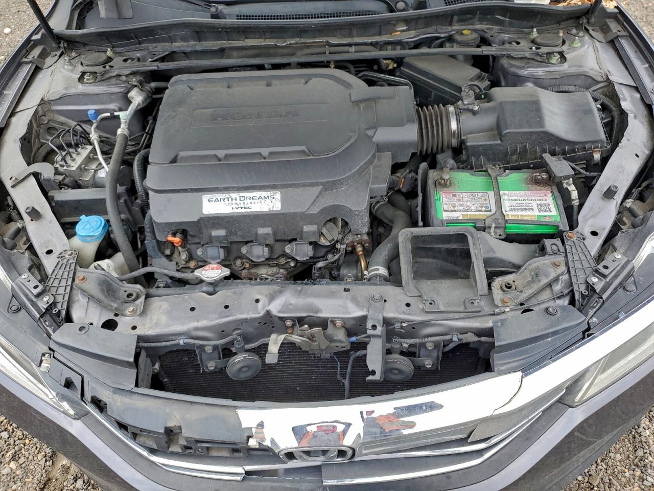 Honda Accord Touring Image 5