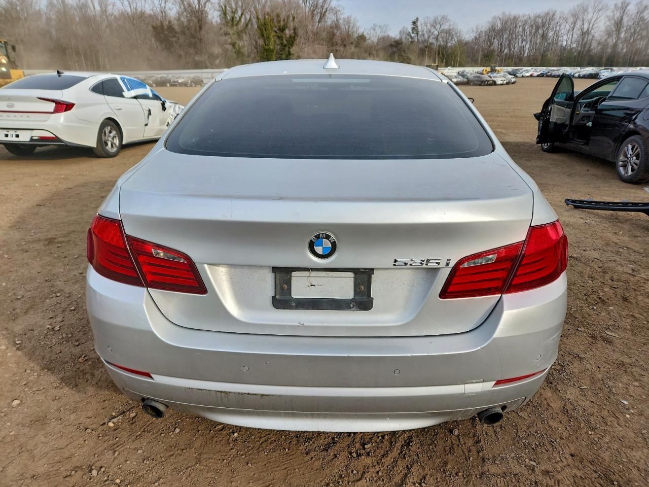 BMW 5 Series Xi Image 9