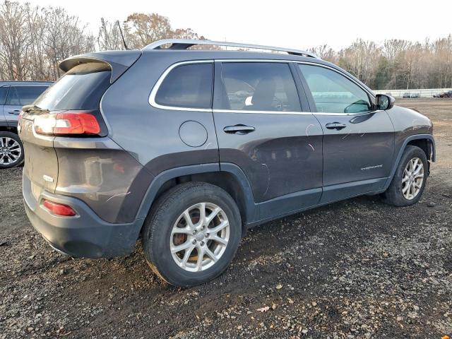 Jeep Grand Cherokee Latitude Image 6