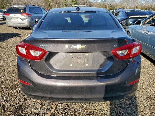 Chevrolet Cruze Lt Image 4