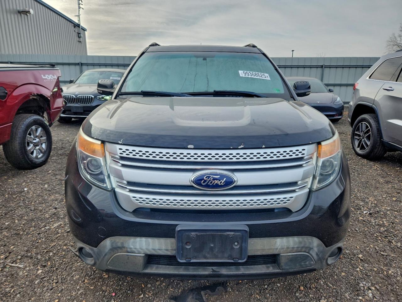 Ford Explorer Xlt Image 10