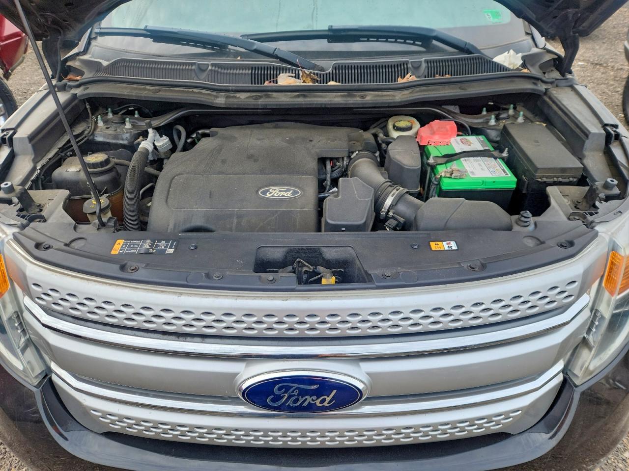 Ford Explorer Xlt Image 12