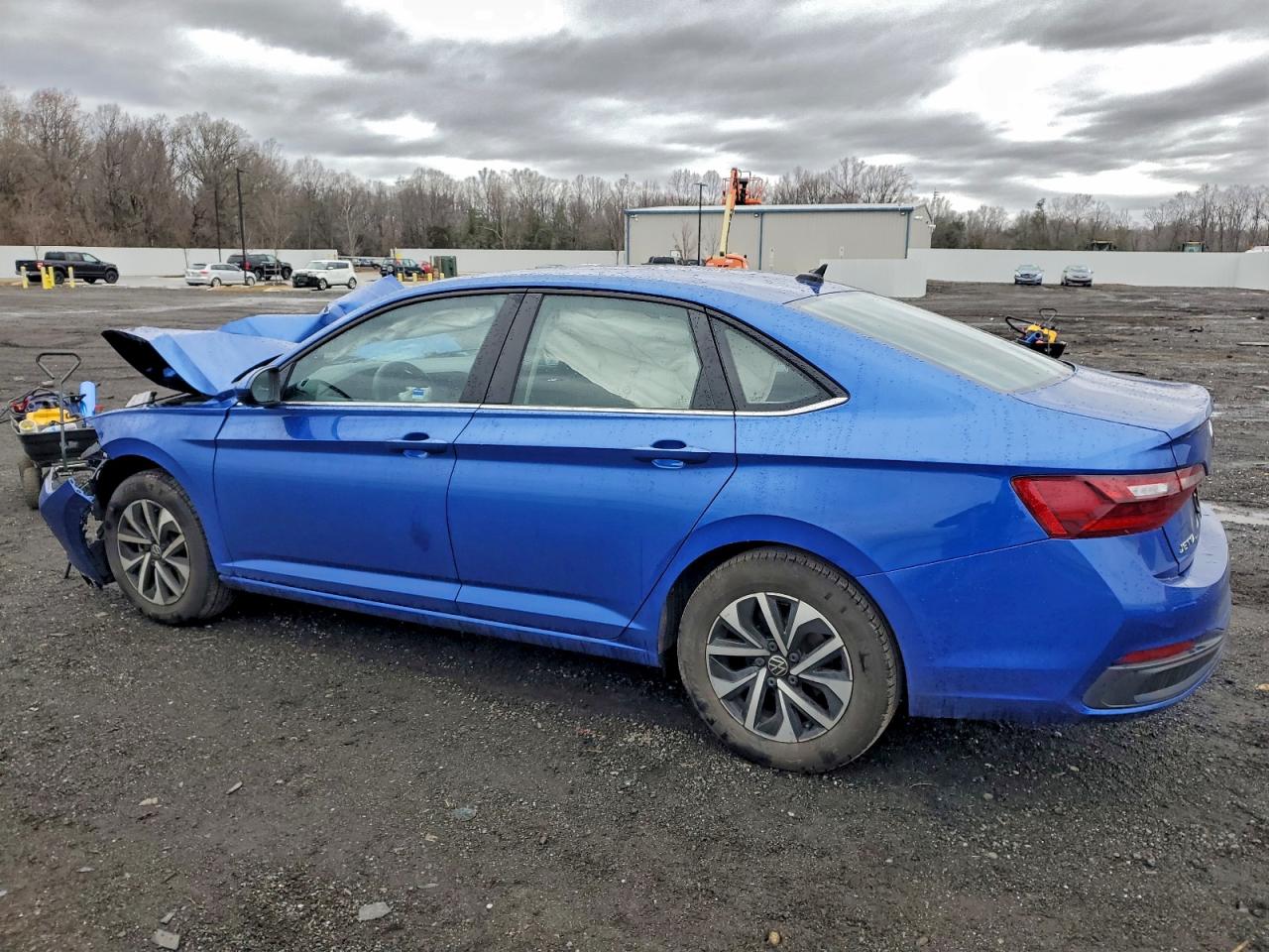 Volkswagen Jetta S Image 3