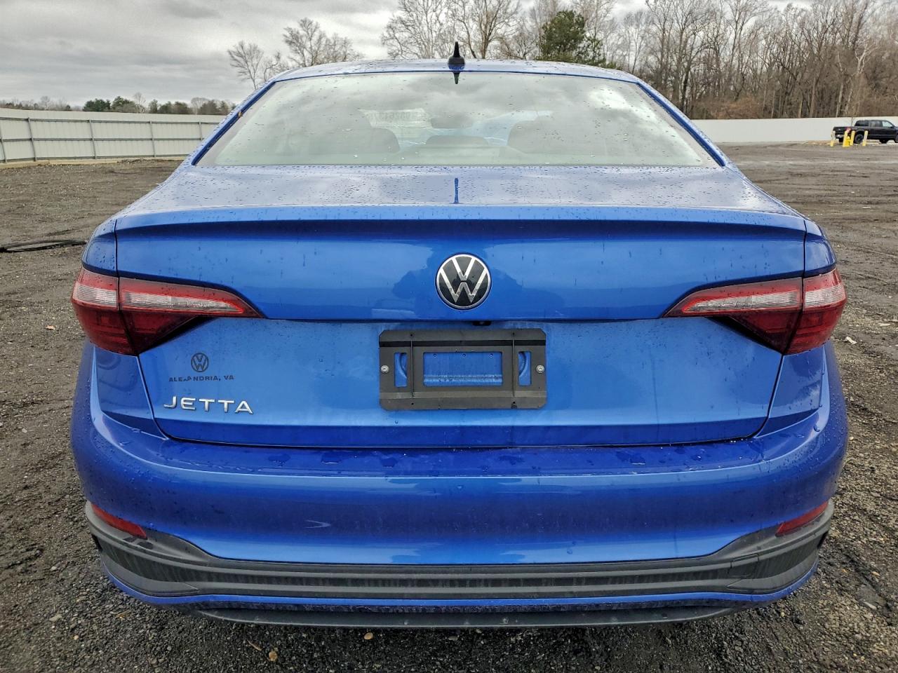 Volkswagen Jetta S Image 7