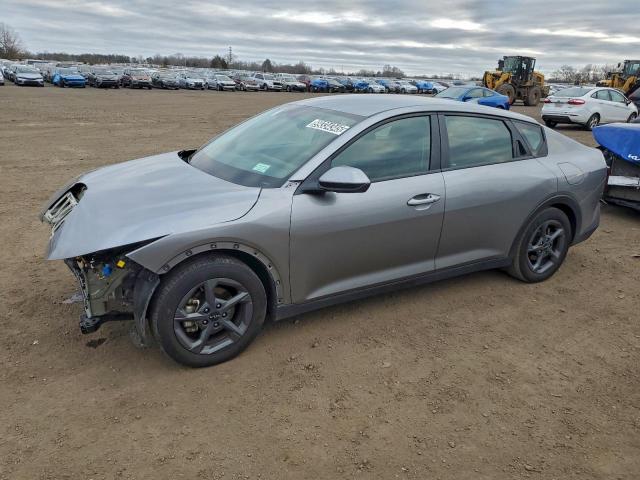  Salvage Kia K4 Lx