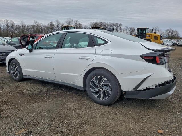 Hyundai SONATA Hybrid Image 11