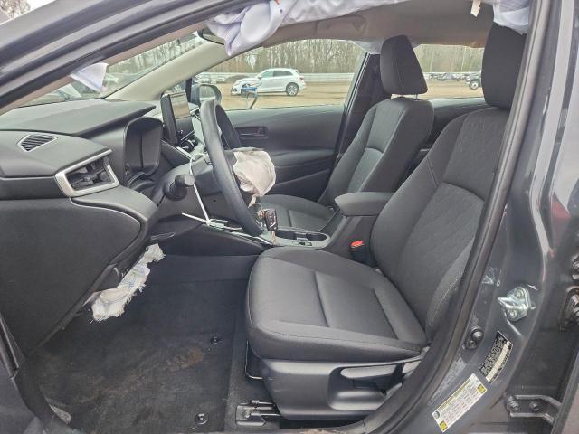 Toyota Corolla Le Image 8