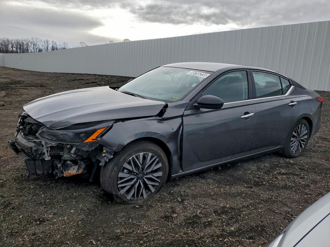 Nissan Altima Sv Image 1