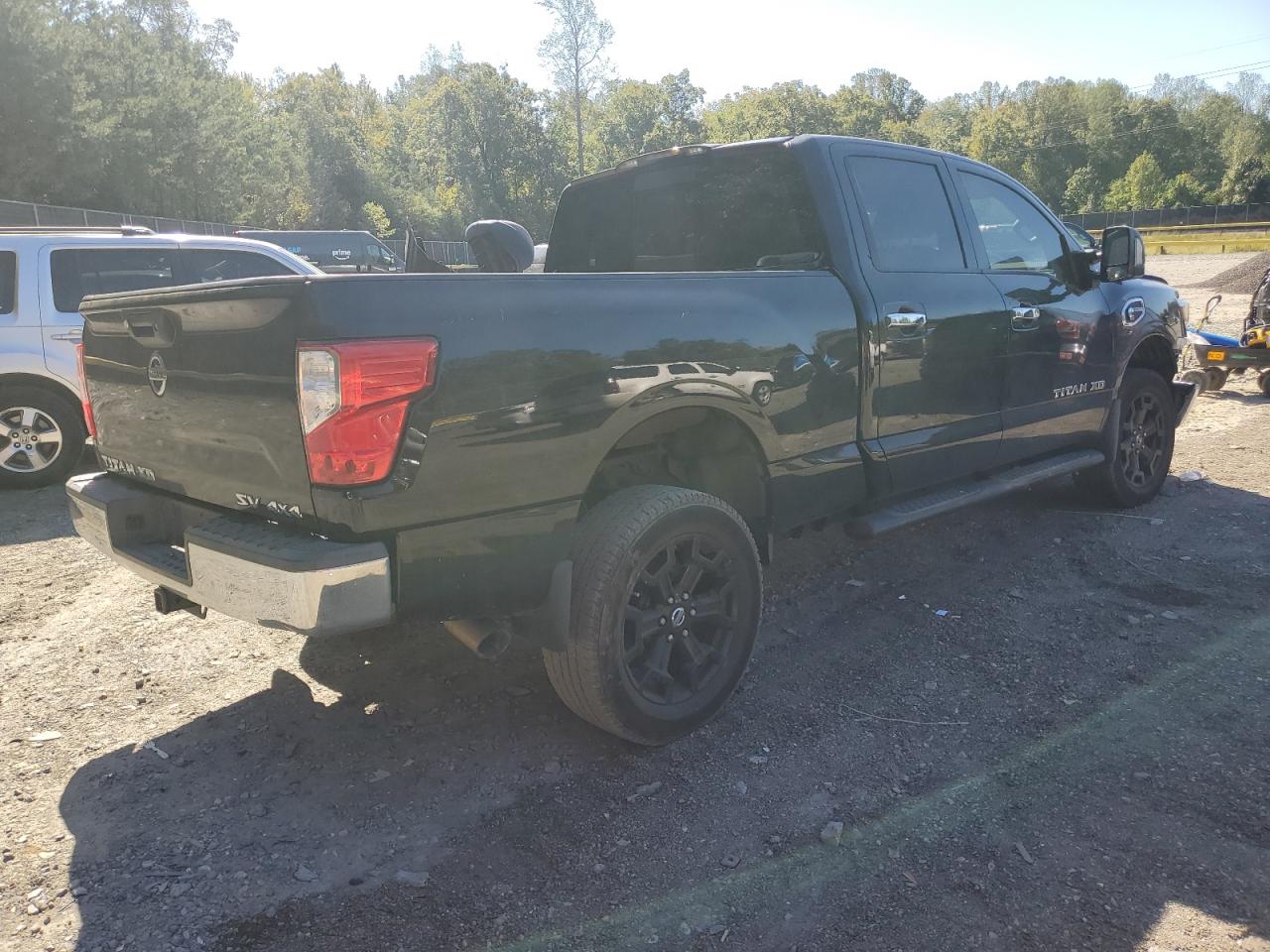 Nissan Titan S Image 3