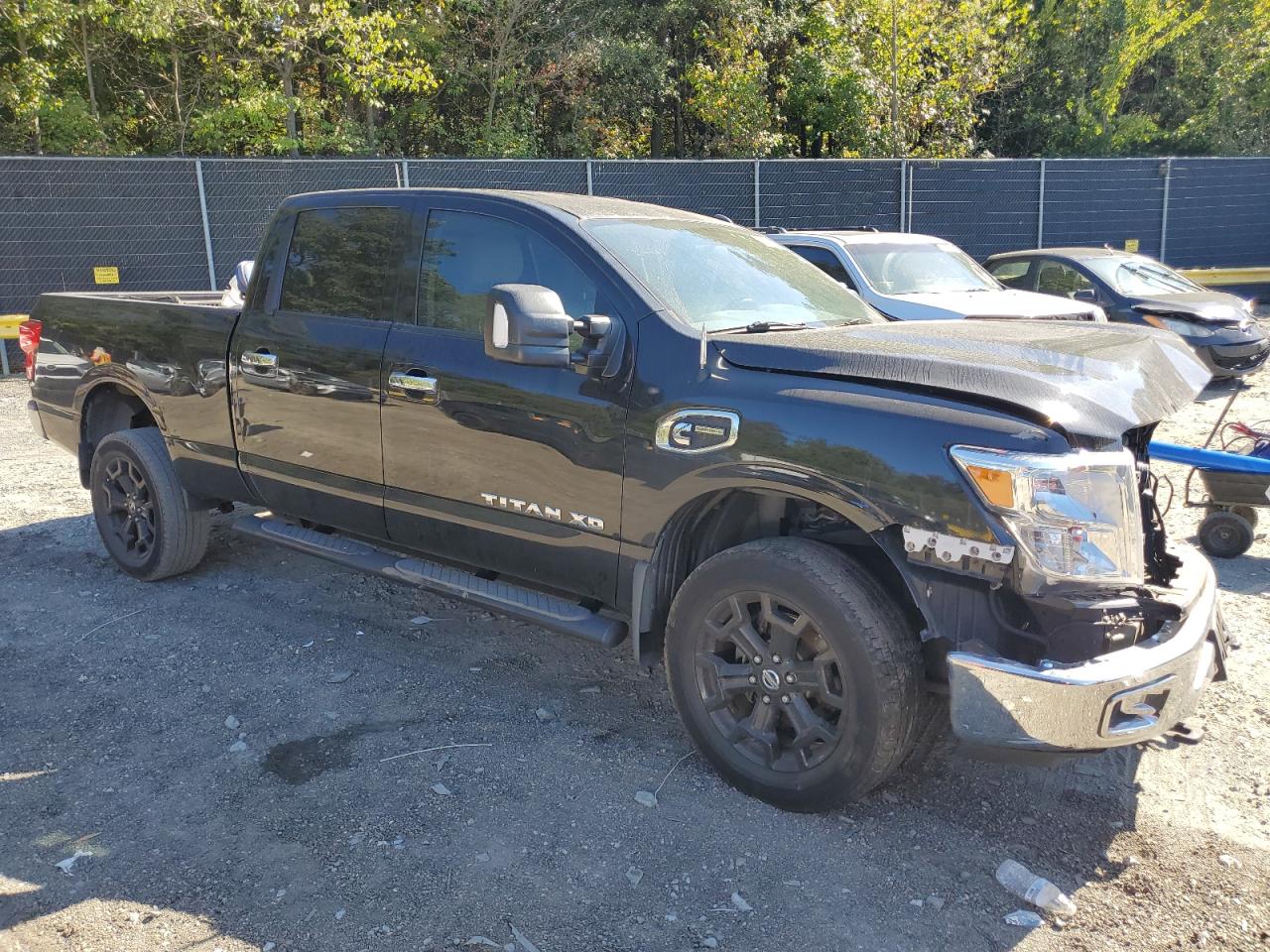 Nissan Titan S Image 5
