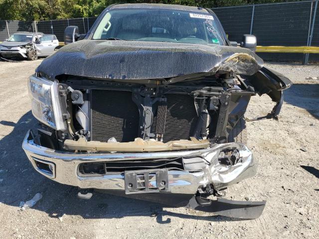 Nissan Titan S Image 9