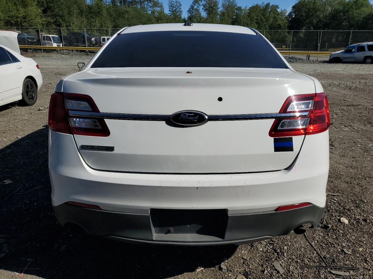 Ford Taurus Police Interceptor Image 7