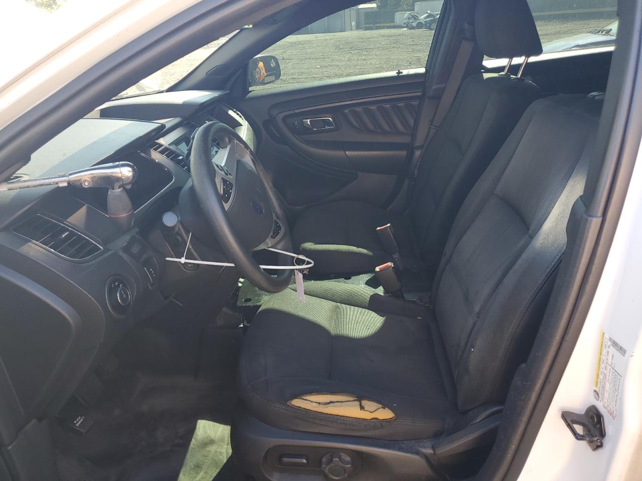 Ford Taurus Police Interceptor Image 5