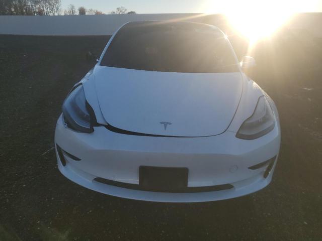 Tesla Model 3 Image 7