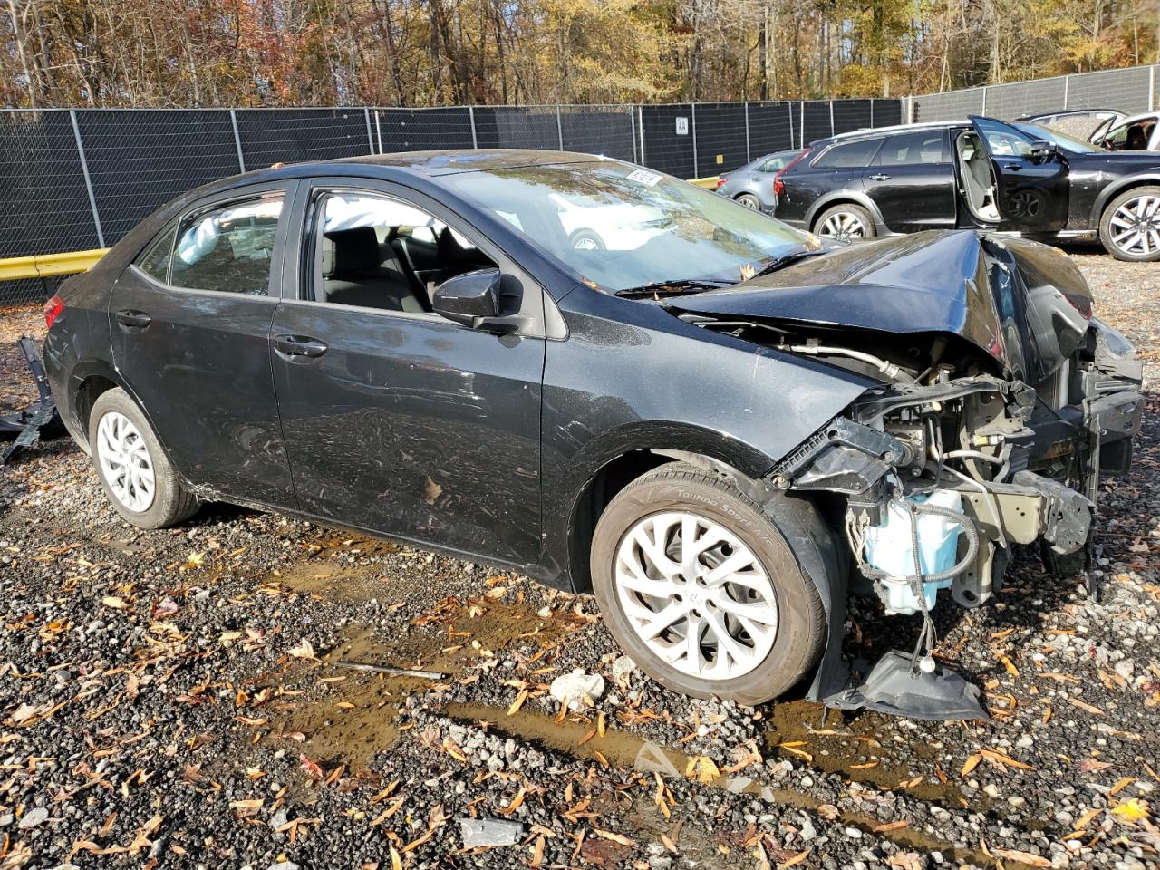 Toyota Corolla L Image 6