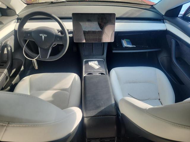 Tesla Model 3 Image 7