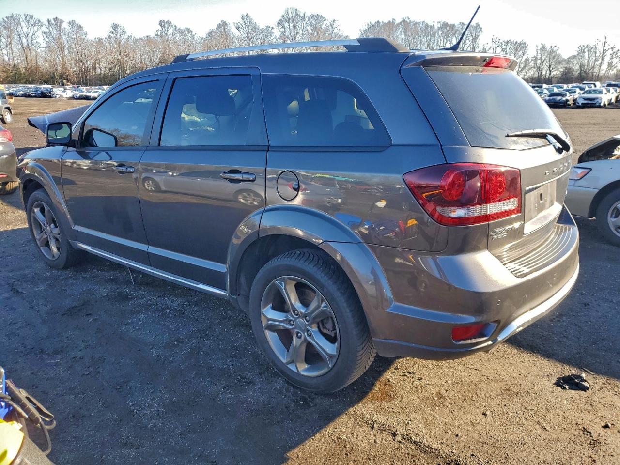 Dodge Journey Crossroad Image 3