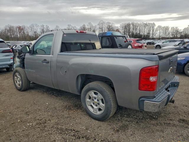 Chevrolet Silverado C1500 Image 2