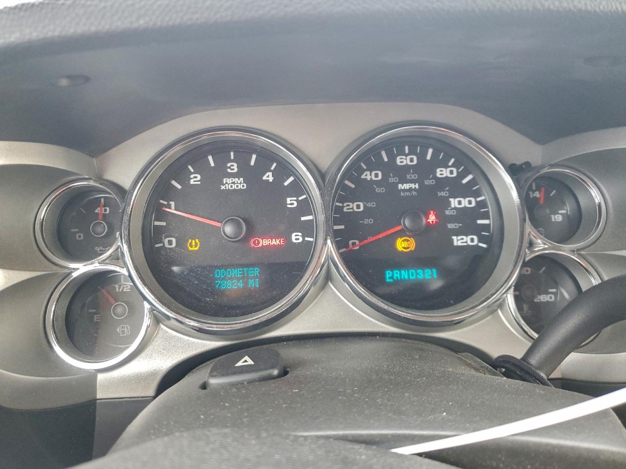 Chevrolet Silverado C1500 Image 3