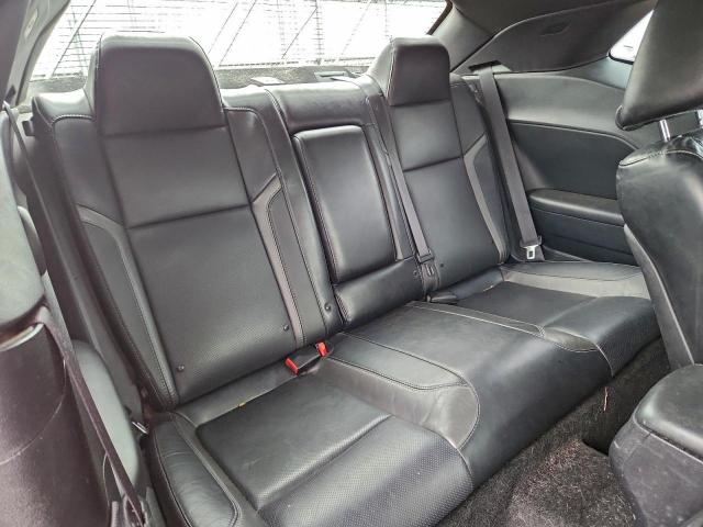 Dodge Challenger Sxt Plus Image 4