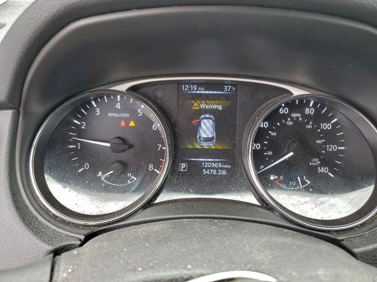 Nissan Rogue S Image 9