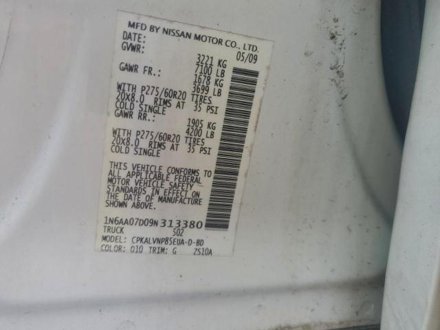 Nissan Titan Xe Image 9