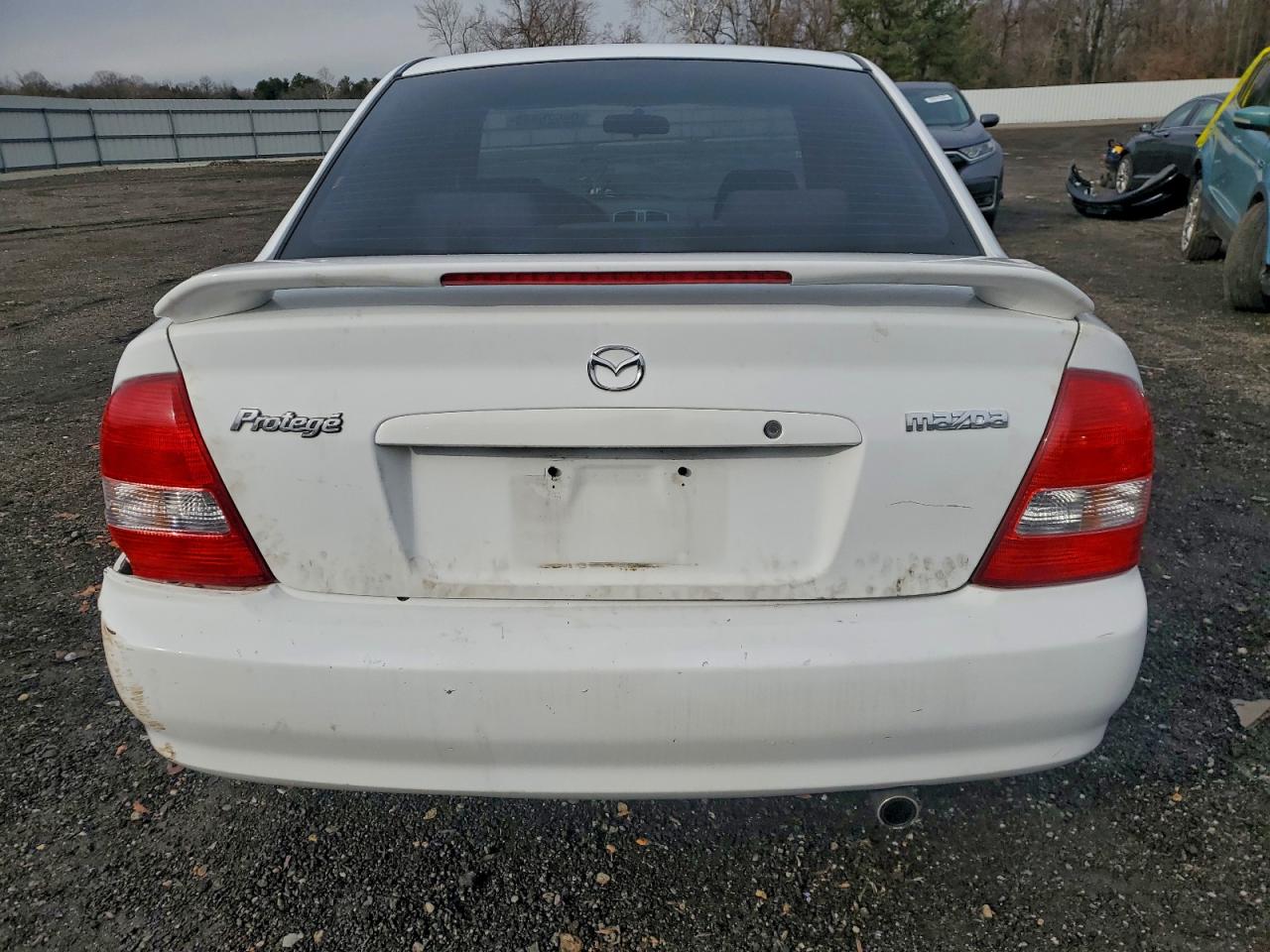 Mazda Protege Dx Image 8